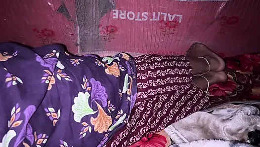 Üvey kız kardeşim onu götten sikmemi istiyor