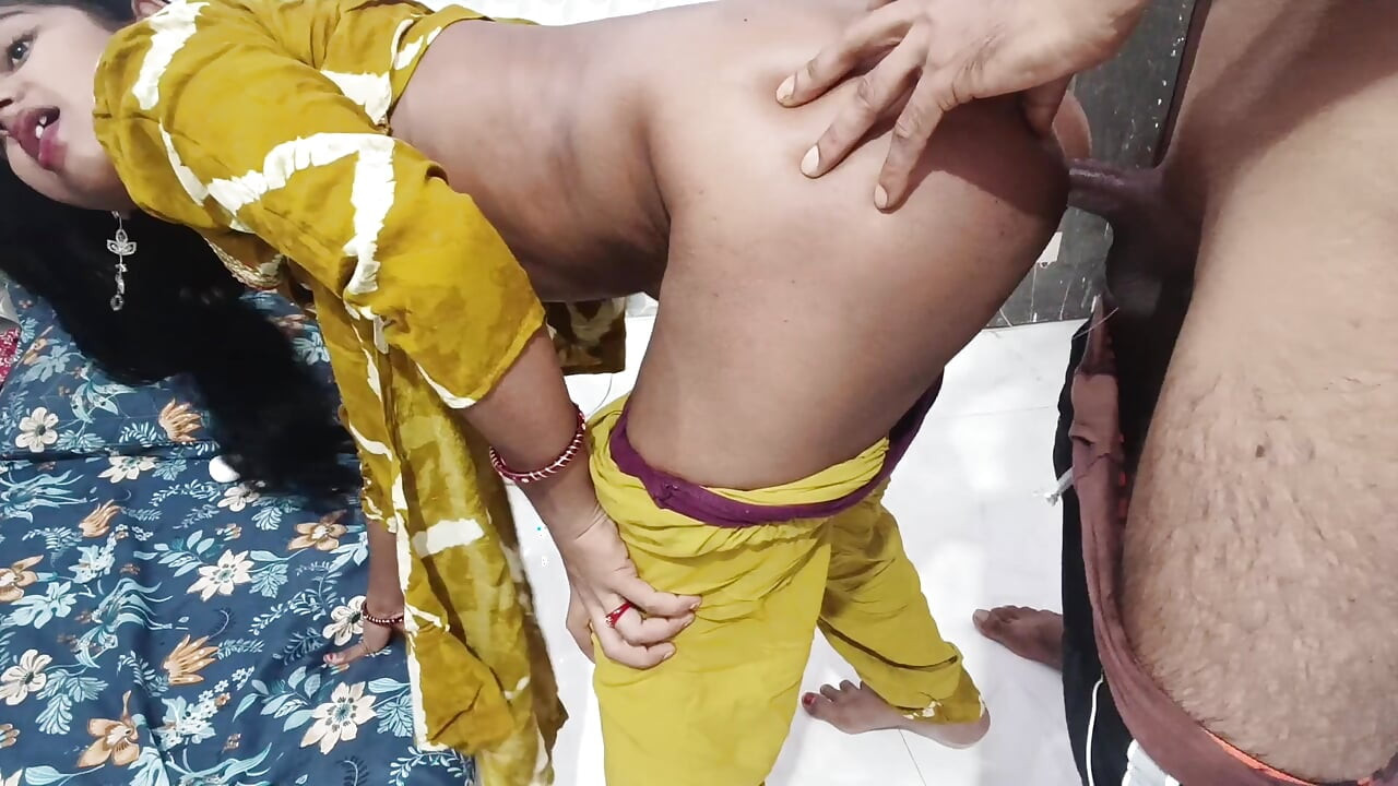 Viral mms desi cute bhabi bunda fodida por vizinho secretamente