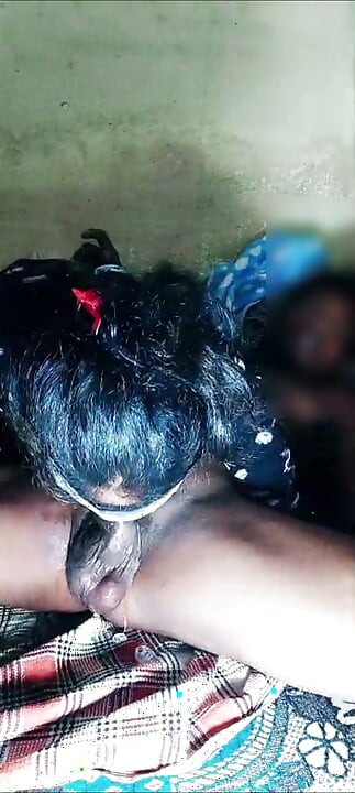 O do meu meio-irmão é muito gostoso.