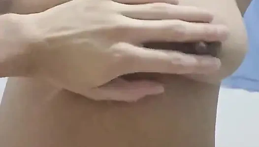 Venezuelan Prostitute Emigrating to the United States Arrived in Miami and Is Selling Her Body in Exchange for Food