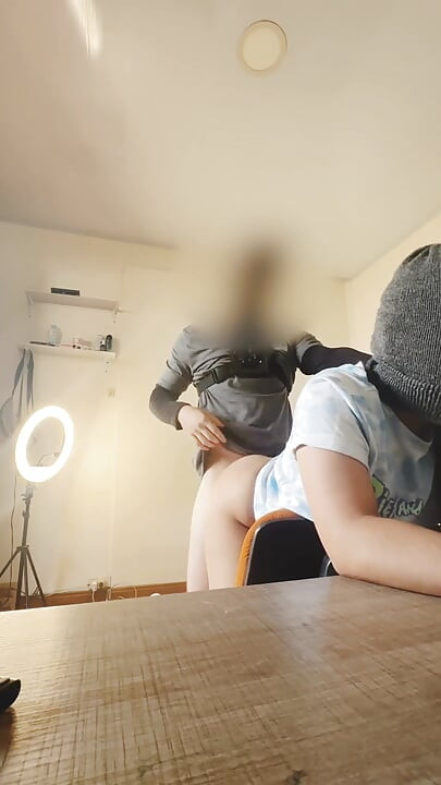I fucked my Egyptian girlfriend in my office