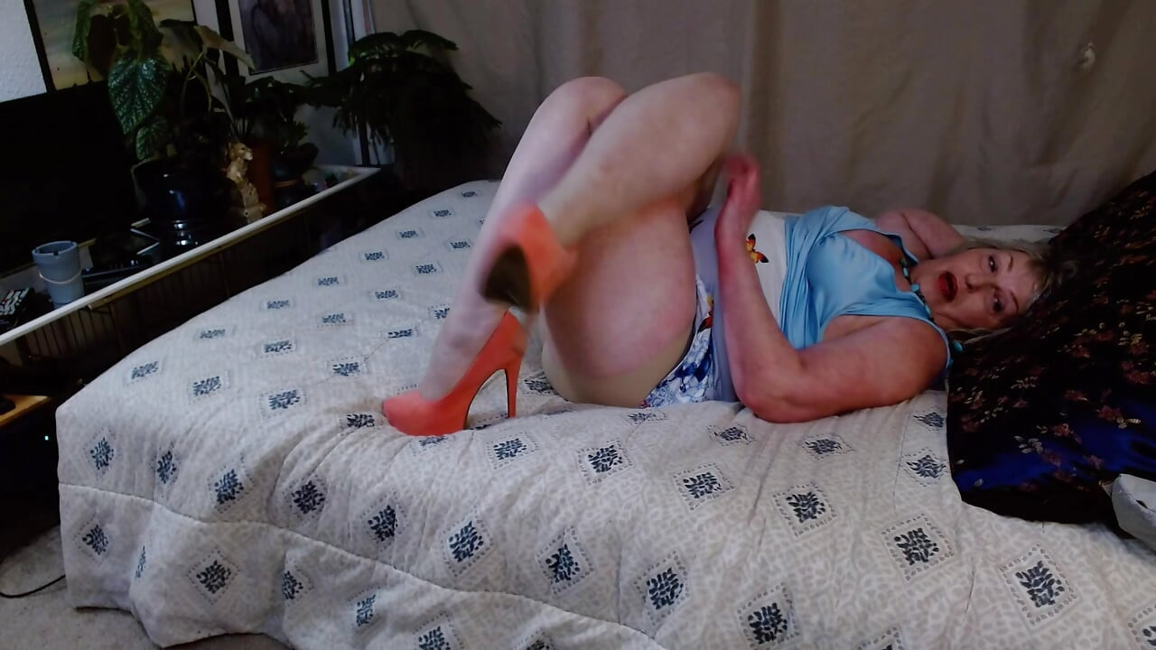 1400 New Pantyhose and Fuck Me Heels from DawnSkye1962