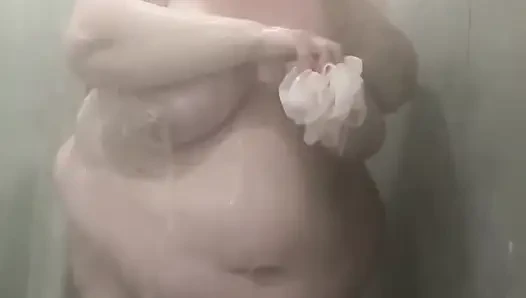 Ivy'nin o duşa ihtiyacı var