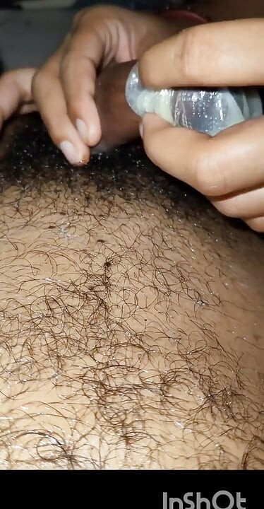Bà nội trợ Ấn Độ nóng bỏng
