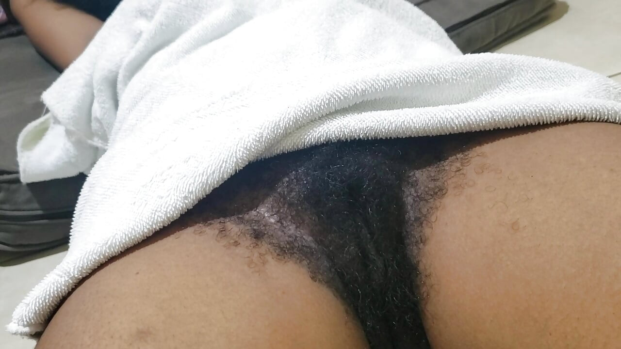 Äärimmäinen lähikuva kotitekoinen seksi, kuuma vaimo iso pillu venyy leveäksi