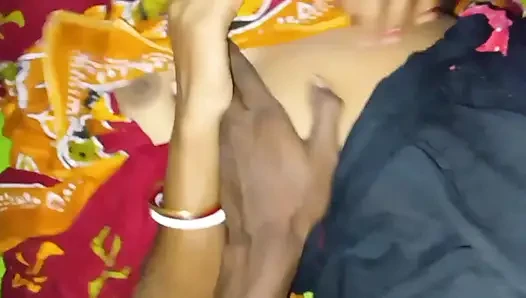 Village aunty ke sath romantic Bhari desi chudai
