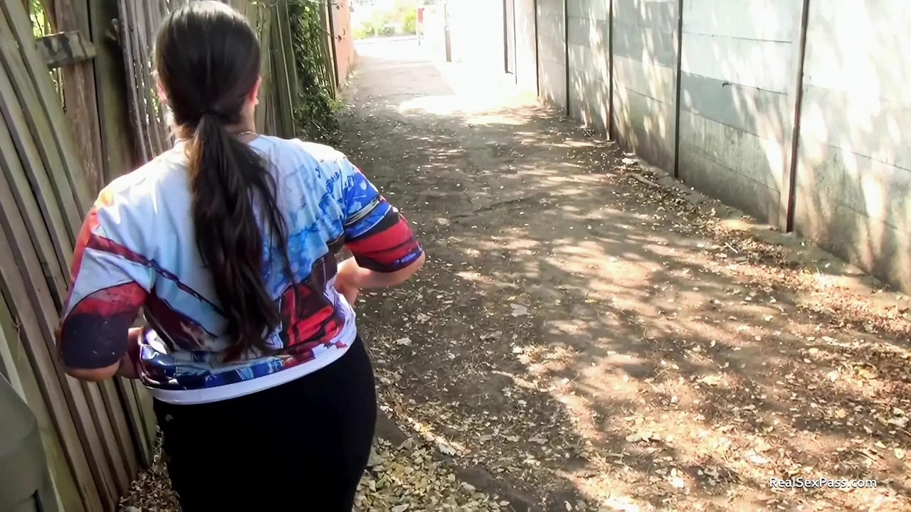 Short and thick brunette outdoor pising and public flashing