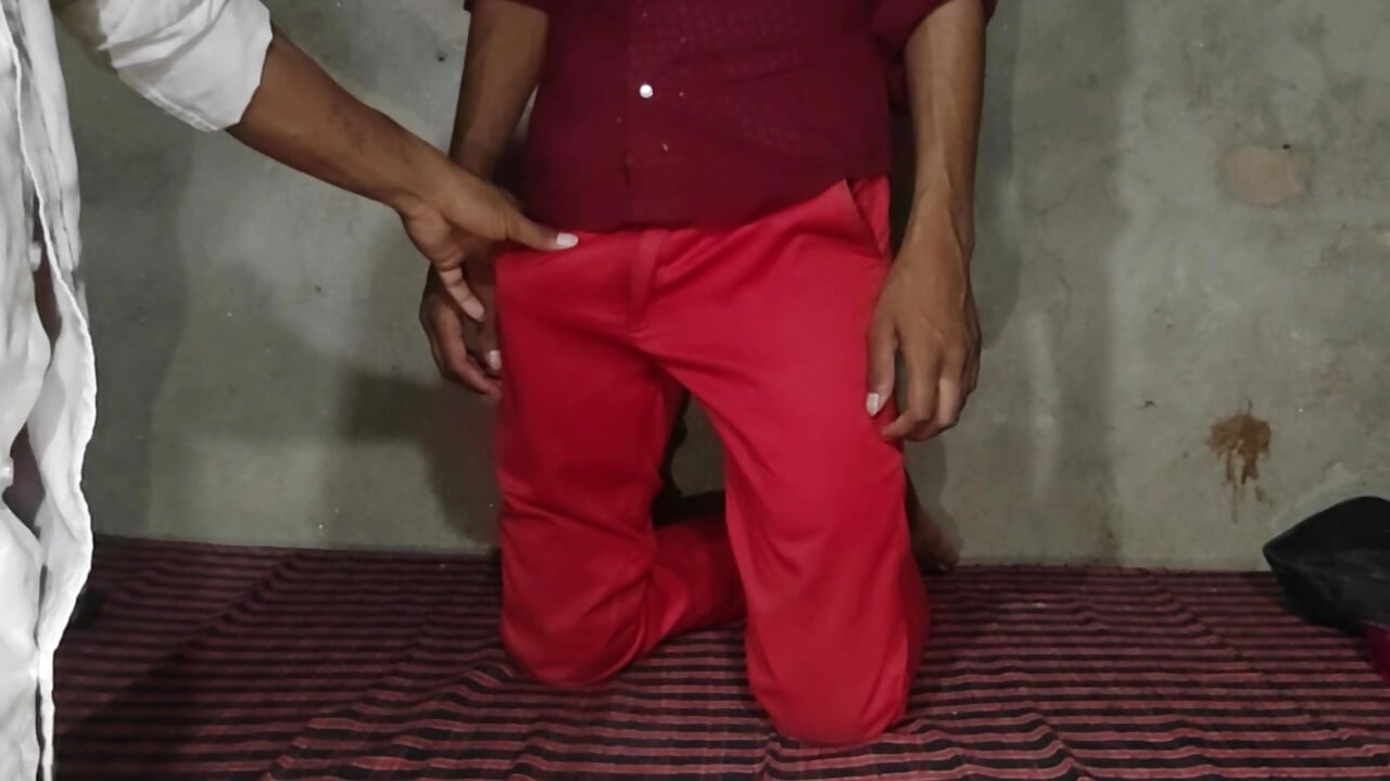 Hot Desi Bottom and Top Romantic Fall in Love With Both Friends