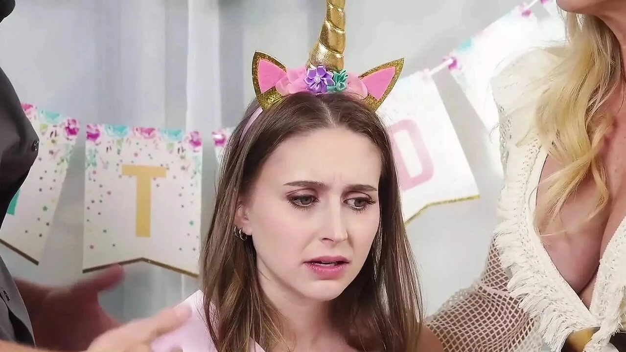 Step Mom Brandi Love Surprises Laney Grey With A Threesome For Her 18th Birthday - FamilyStrokes