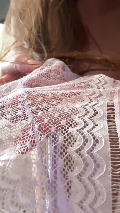 KOLEKSI Gadis Rusia pakai celana dalam ketat sambil ngomong jorok