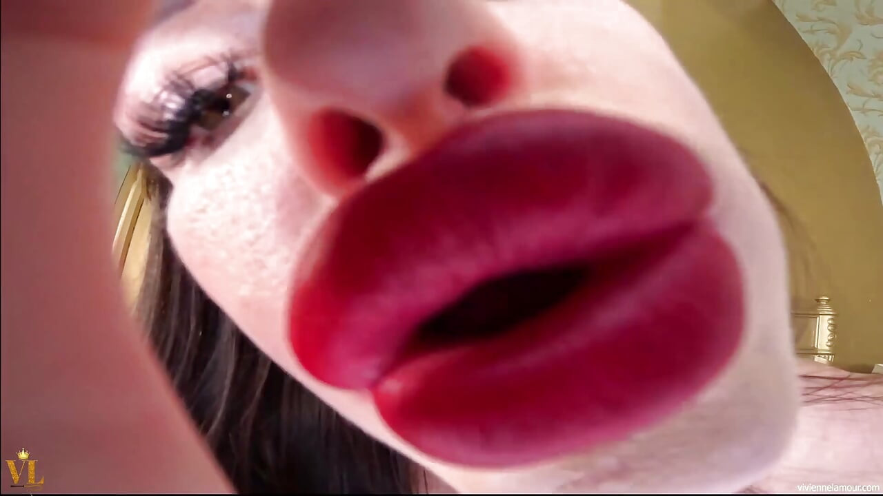 Vivienne L'Amour - 익스트림 홈레커 - 아내의 가장 친한 친구에게 붙잡혔어