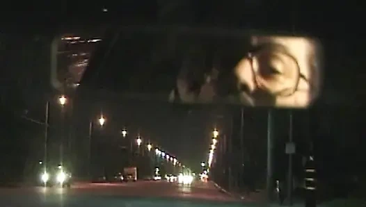 Wilde Taxifahrt: Heiße Blonde im Auto