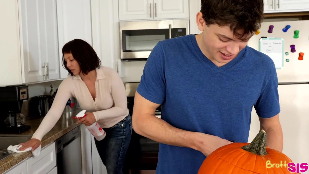 Pumpkin Fuck - S3e11