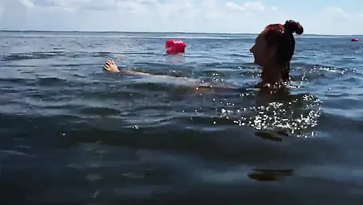 In wolga schwimmen