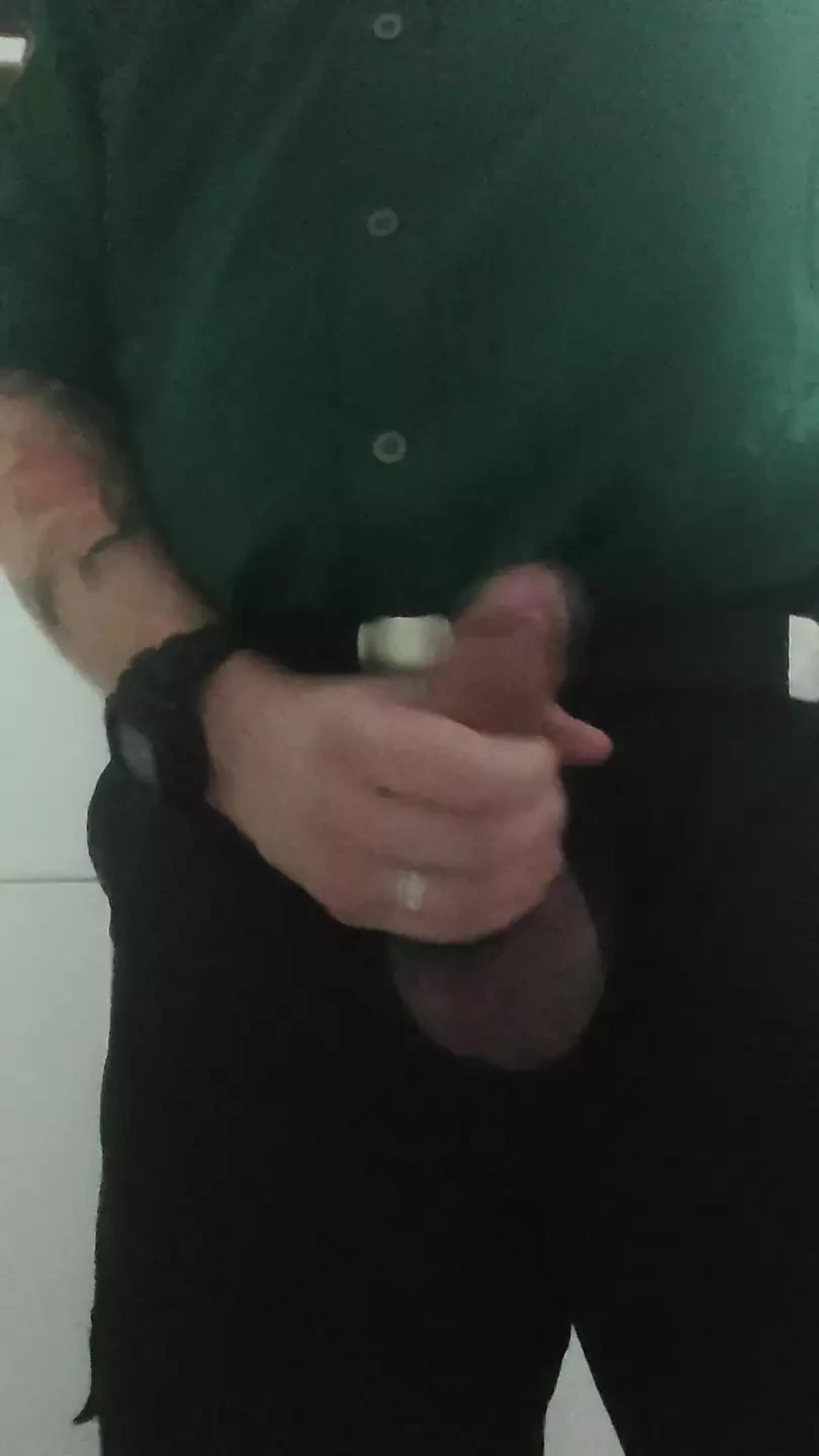 Journal de masturbation et d’éjaculation du flic exhibitionniste