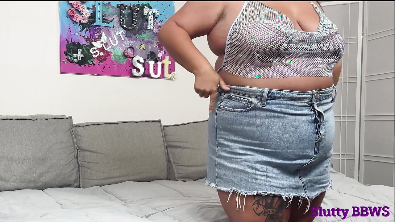 SluttyBBWs - Suzanne films Dan pounding Leila's BBw curves