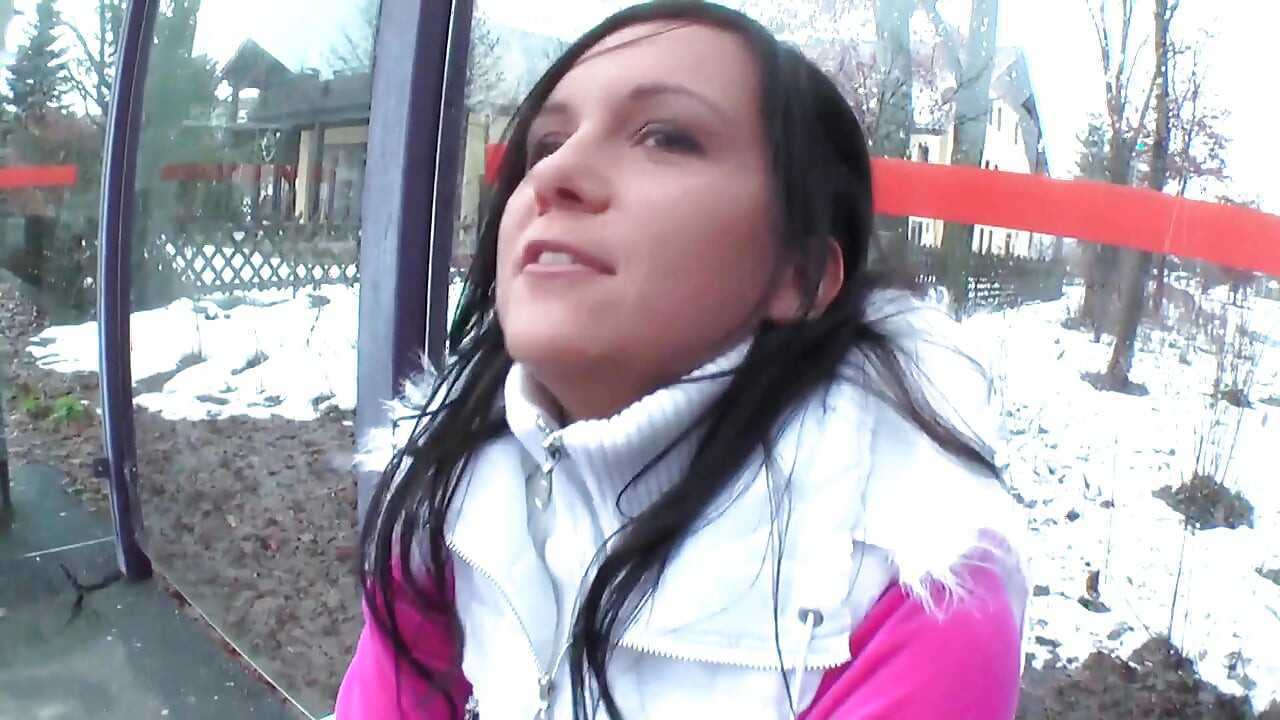 Brunette Babe Toys Her Wet Pussy Wildly