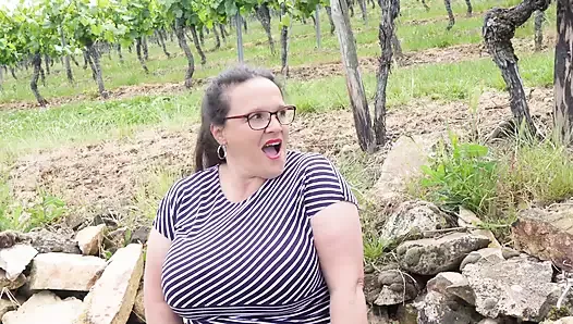 Lady Mercedes - Masturbation in The Countryside (Part 1)