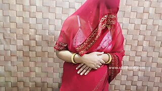 Desi bhabhi da devar mamada, recién casada pareja del pueblo - sexy