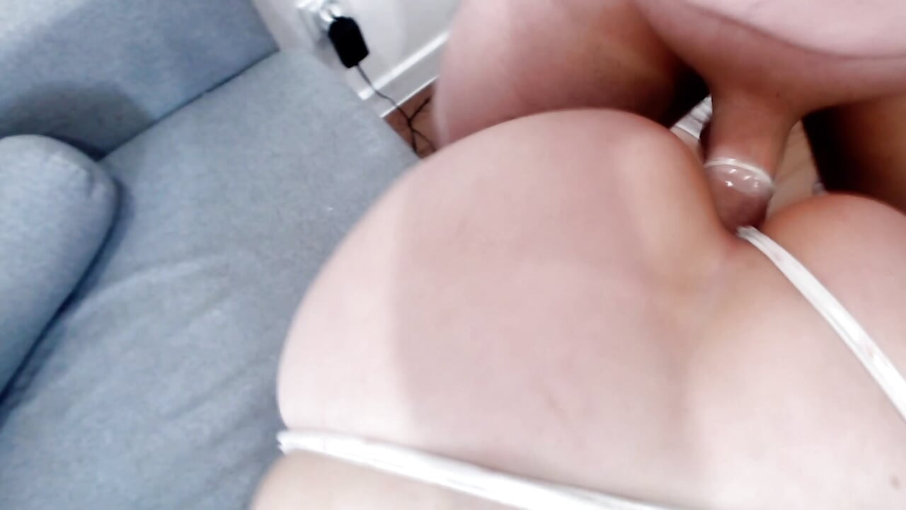 دوستم رو به سبک داگی بکن و بعد رو کونش می ریزم