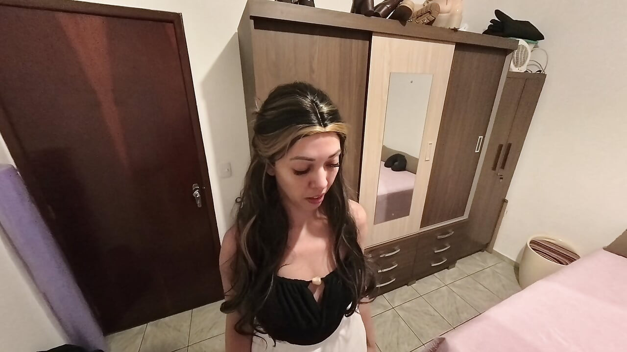 I jerked off, gave a blowjob, and filled my stepmom with cum while she was on doggystile.