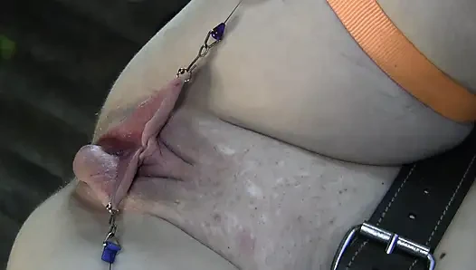 Gerilmiş Pompalanmış Vajina İdrar Yakın Çekim 3