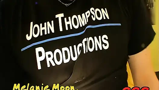 Sarışın Bomba Ateşli Üçlü Grup Sekste Yarak Emiyor