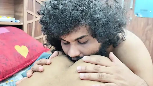 Jilat lubang anal dengan peras puting