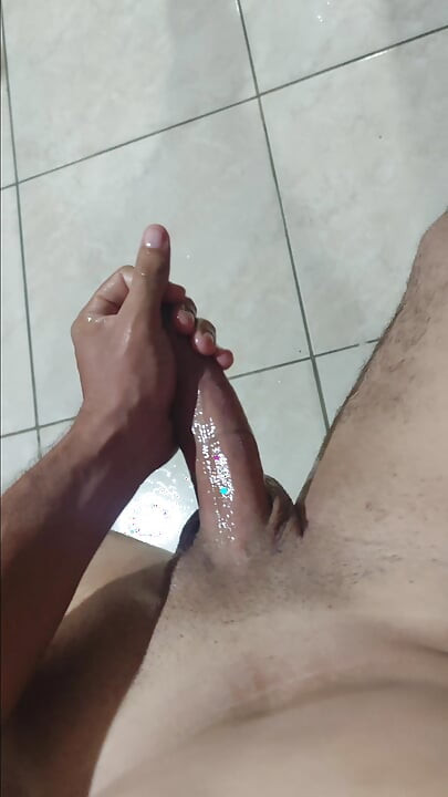 Jerking one until the dick is all luscious