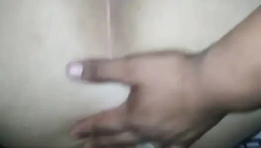 Çalışanım sikiliyor ve mastürbasyon yapıyor