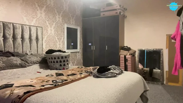 More Naked Cleaning