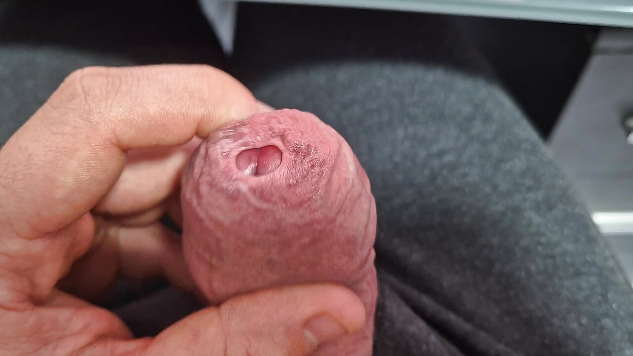 Neporezana Uska Fimoza Kurac Precum Zavodljivanje za Ljubitelje Prepucija S Izbacivanjem Sperme