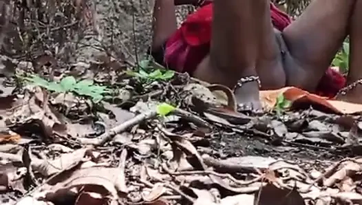 Couple caught having sex in the forest