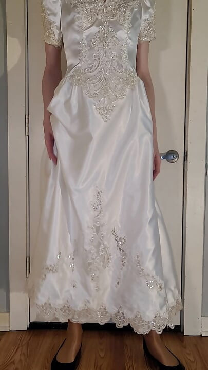 Vestido de novia de satén líquido vintage