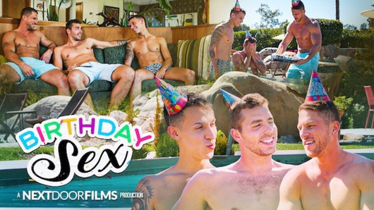 Gorgeous Birthday Hunk Flip Fucks Hot Daddy - Roman Todd, Carter Woods - ASGmax