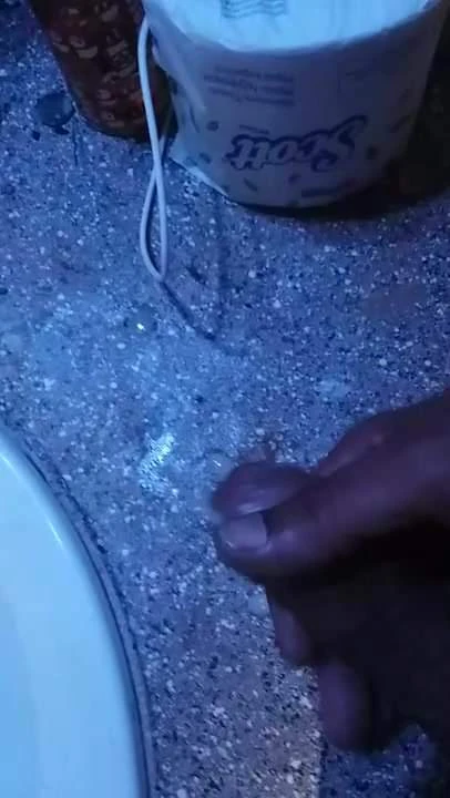 Yellow boi cum