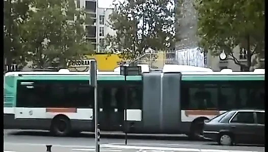 Красивая Лиза начинает себя в очень горячую поездку!