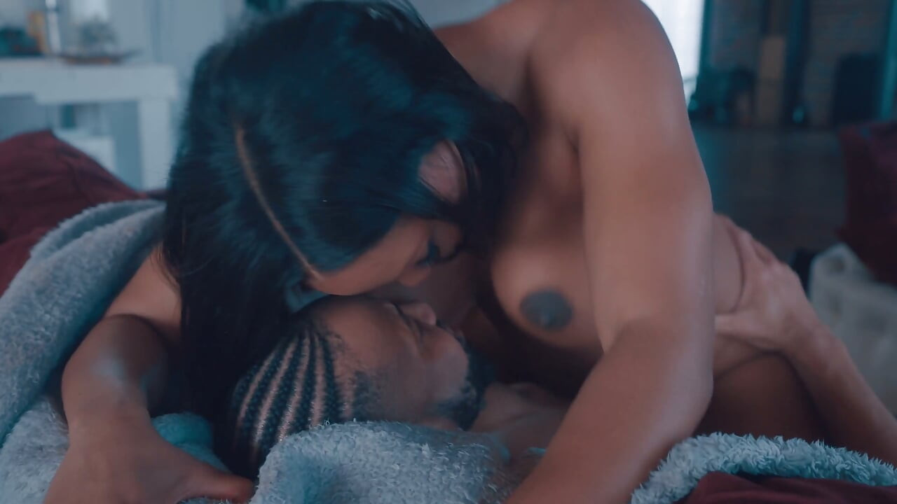 出軌的巨乳黑美人熱妻與她最愛的黑屌情夫做愛