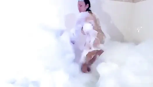 Beni denizkızına dönüşüyor, balon cennetinde kayboldum