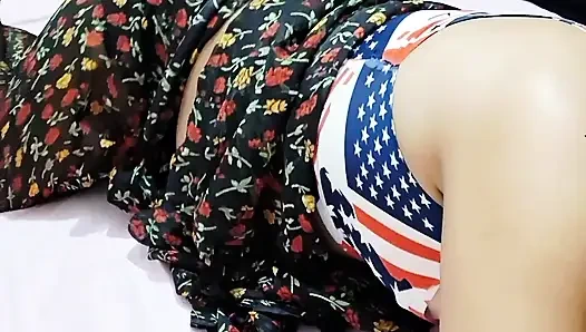 Сплетни индийской бхабхи - это развлечение.