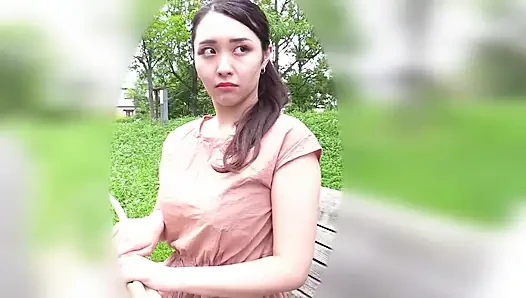 Sayaka Hoshino моего мужа уволили, поэтому я появляется в AV