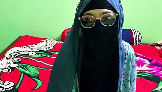 When is sexy hot lady comes to me asking for a donation