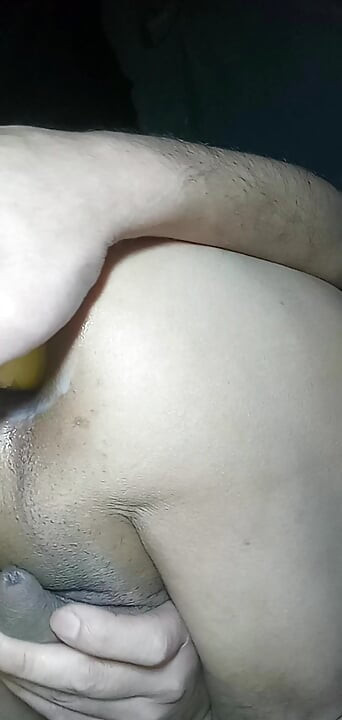 Hands-Free Anal Masturbation, Small Prolapse and Shoeing