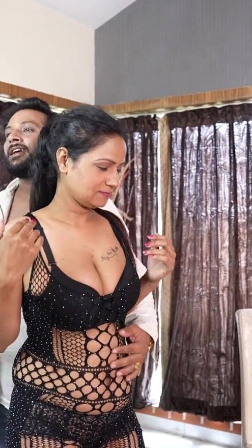 Indian casting director invite girl for look test and fuck him full night huge 8 inch cock anal sex | Clip 1