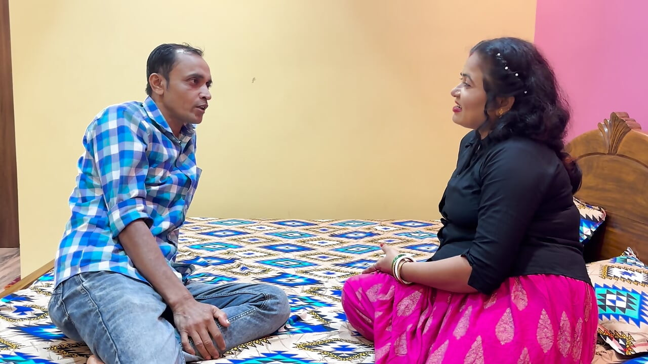 Big penis debour ji ne mouka milte he bhabi ko pussy main kiya ungli or bhabi ne pilia pussy ros