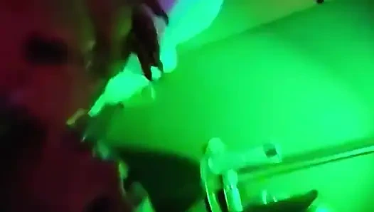 Cewek seksi dengan tenggorokan ini lagi asik ngentot tenggorokan - pov