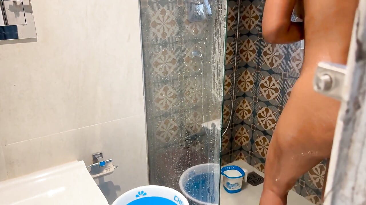 Futând-o Pe soția Mea Dulce Stanger În Fața Mea