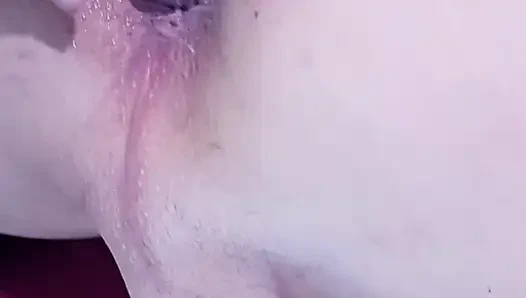 Фембоя-транса с большой задницей анально трахает девушка-готесса