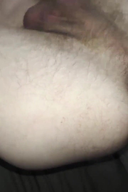 Tânără bin de spermă care se luptă