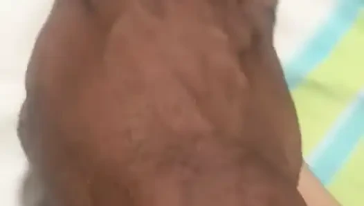 Evli kadın masaj yaptırıyor